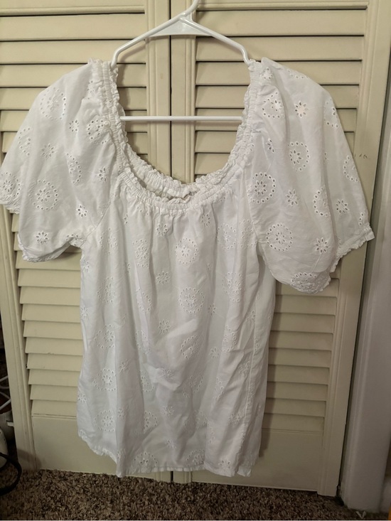 St. John's Bay Tops - St. John's Bay White Eyelet Peasant Blouse